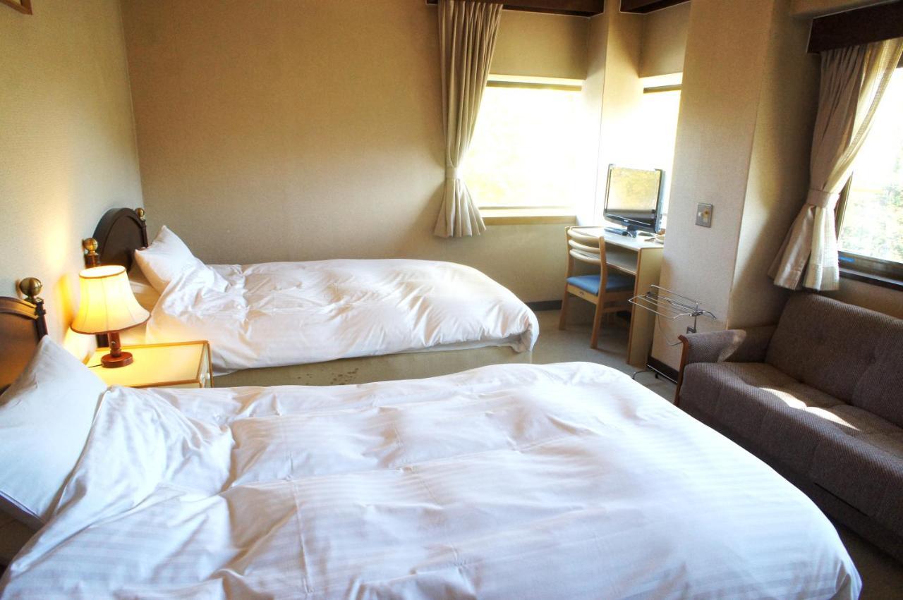 Petit Hotel Shitaka Hakuba Exterior photo